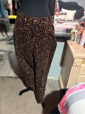 NWOT croft & barrow Black and Brown Paisley Print Trousers